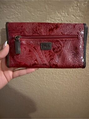 Relic Red Embossed Paisley Zip Wallet with Brown Trim